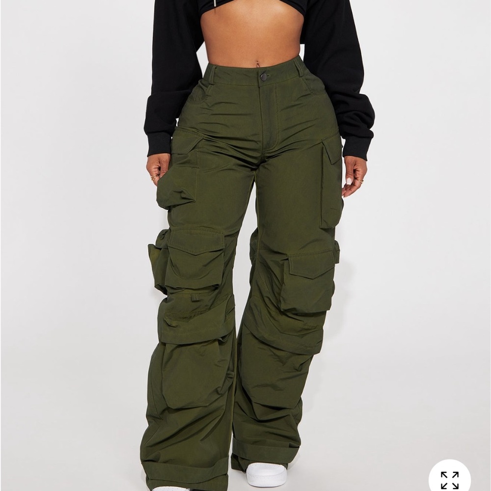 High-Waist Olive Cargo Pants for Women